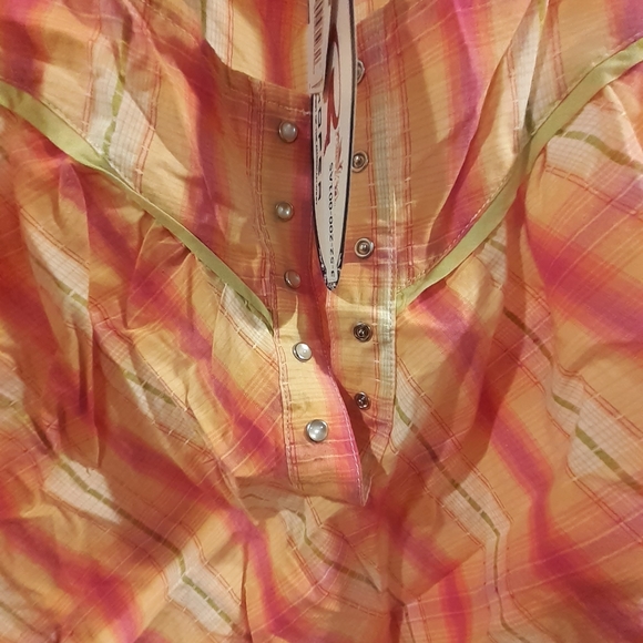 2 x Woman Roper Tops - Picture 2 of 4